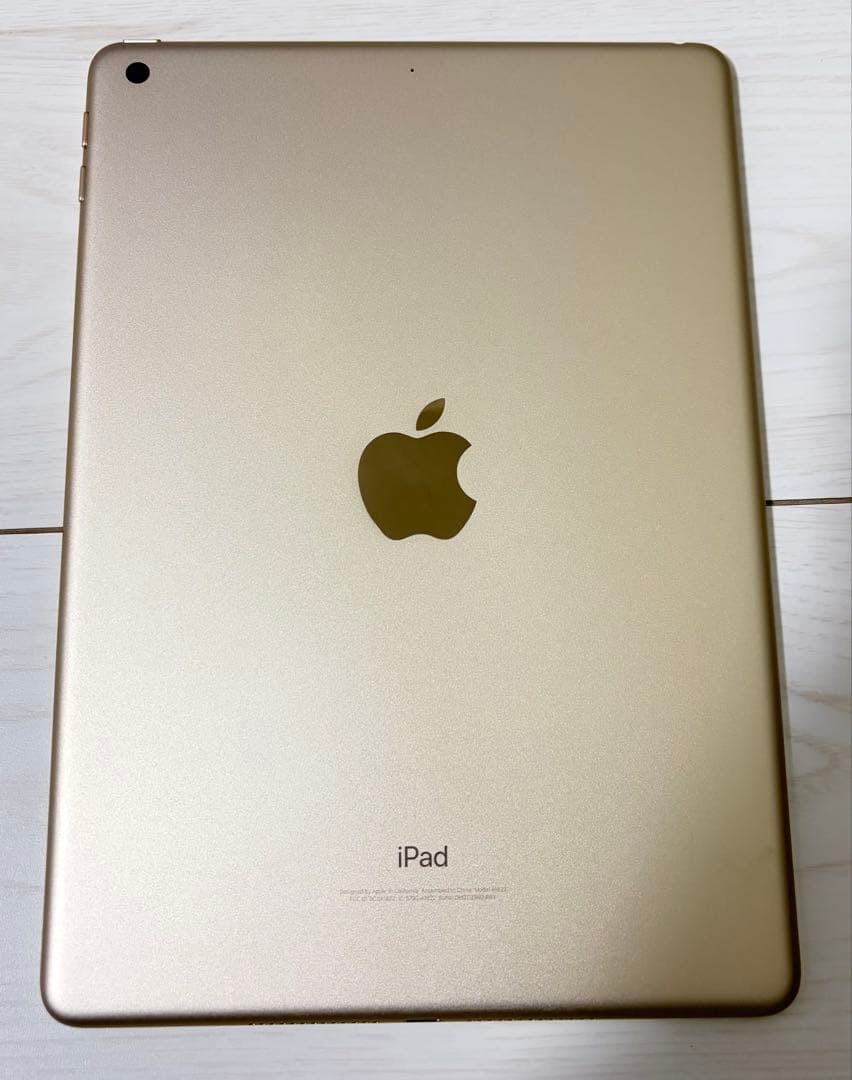 極美品 修理歴無【動作確認・初期化済】iPad 第5世代 128GB A1822