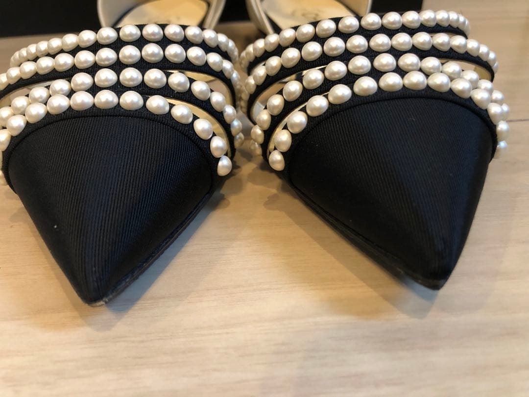 シャネル　CHANEL パール付きフラットパンプス