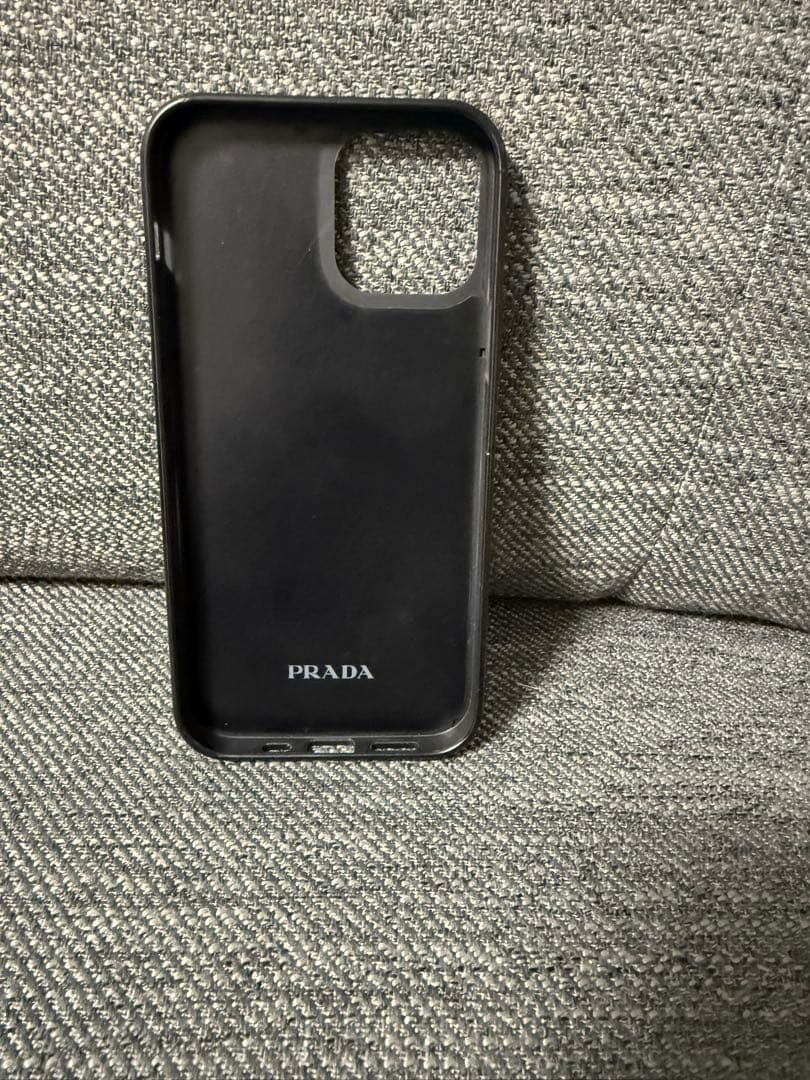 PRADA ブラック iPhone12pro用ケース
