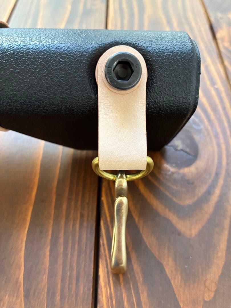 新型ジムニーレザーグッズ キッツ