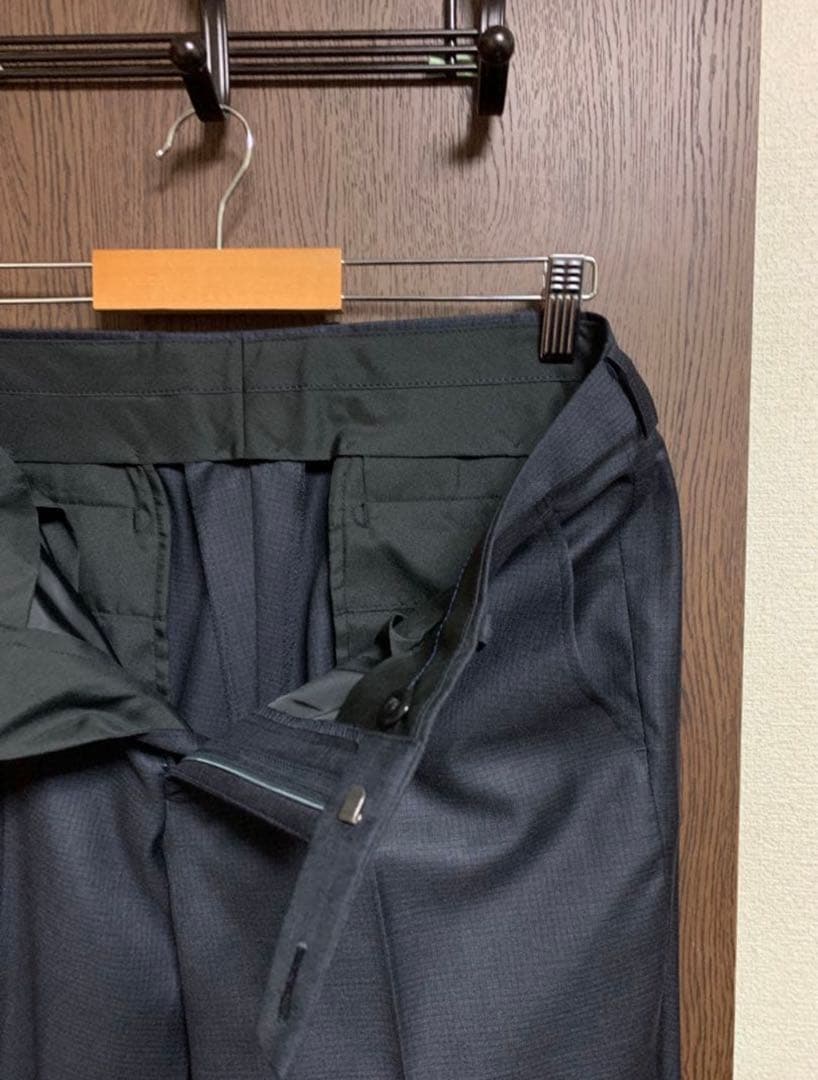 AB5新品！高級イタリアREDAウール100%極上3ピーススーツ！ネイビーグレー