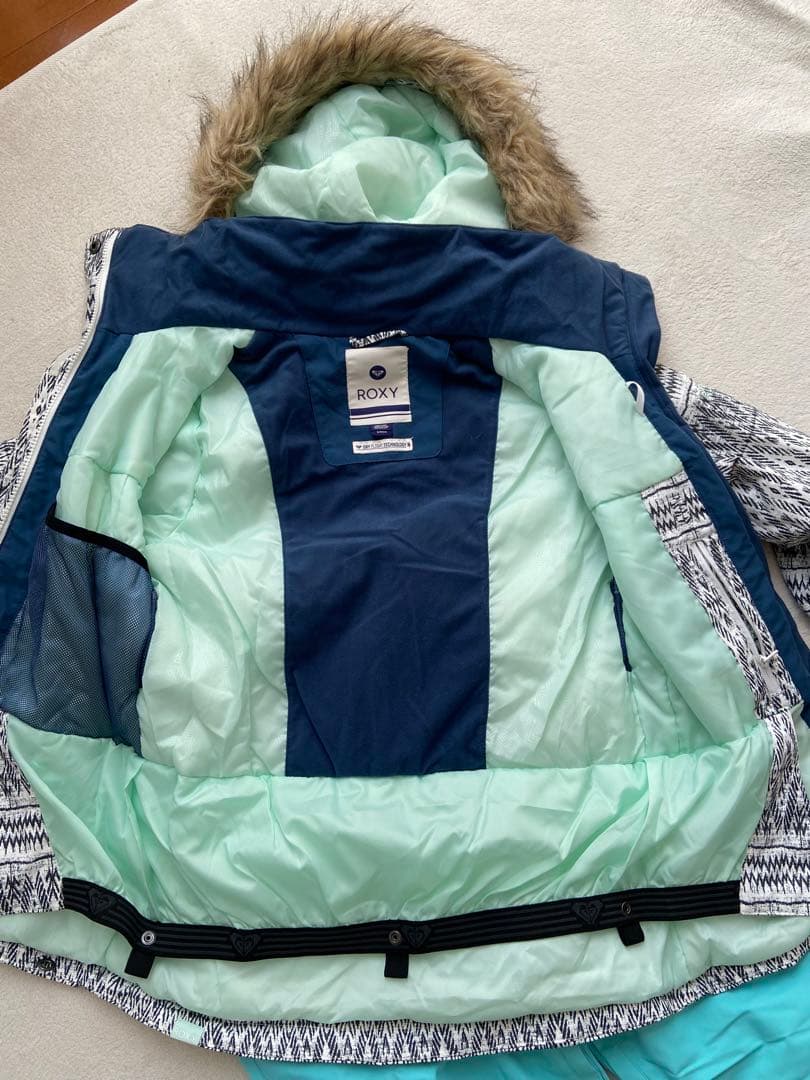 ROXY レディースSサイズ　スノーボードウェア