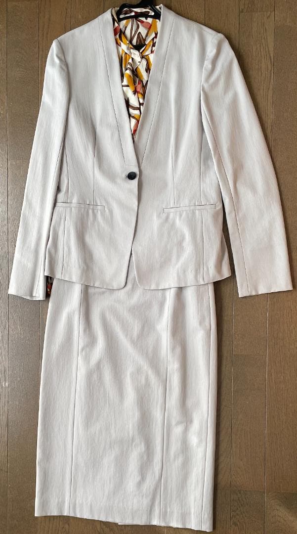 ICBノーカラージャケットタイトスカートセットアップ