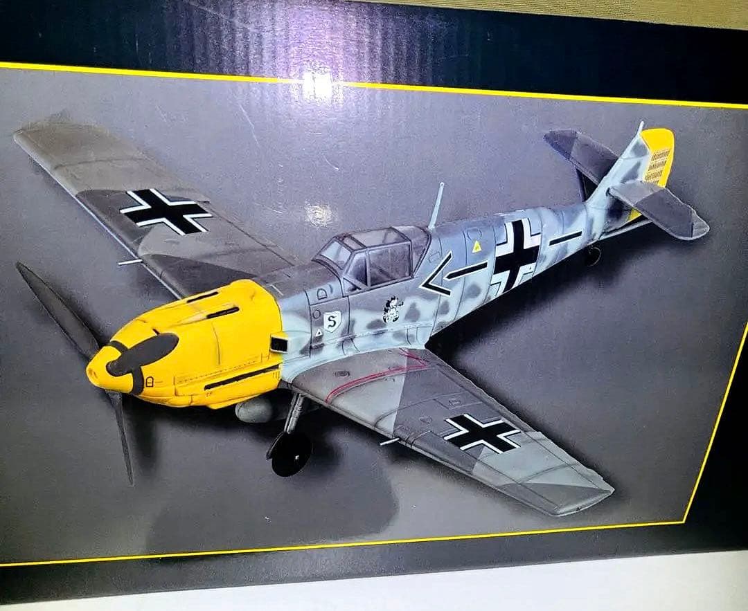 メッザーシュミット★1/18★スケールWW2モデル★BF109E ★フィギュア