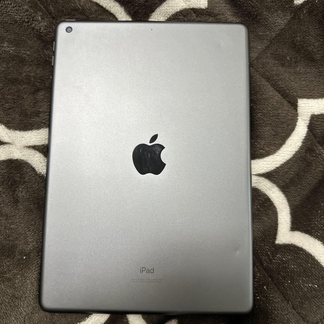 iPad 8世代　32GB Wi-Fiモデル 本体