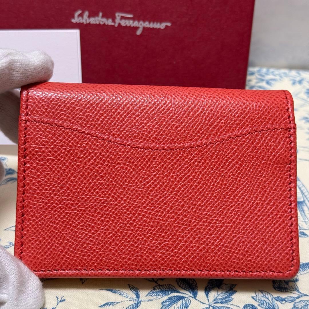 ライ　　フェラガモ　コーラル　カードケース　キーケース