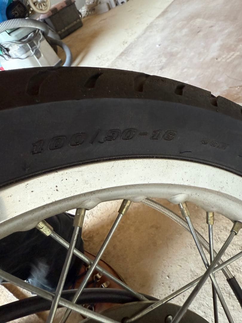 SR400 フロントホイールTakasago EXCEL Rim