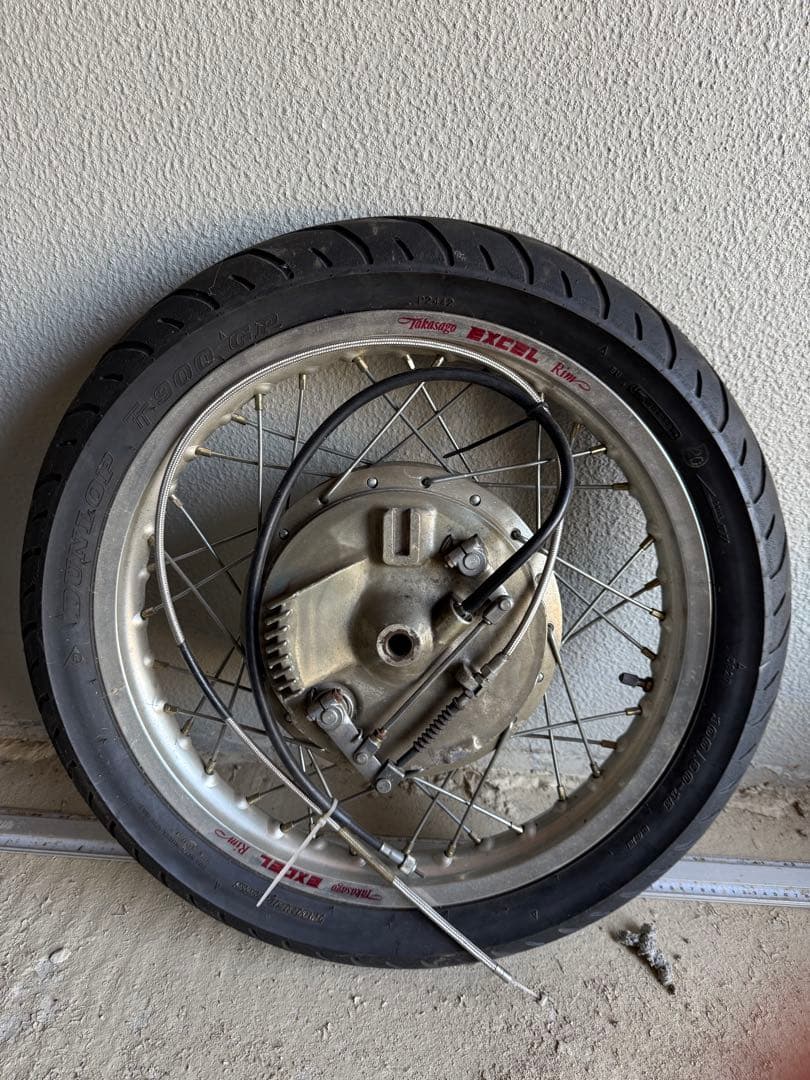 SR400 フロントホイールTakasago EXCEL Rim