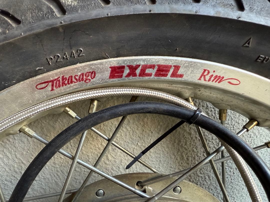 SR400 フロントホイールTakasago EXCEL Rim