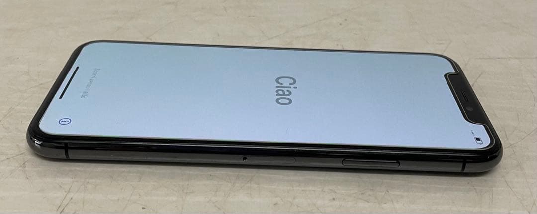 Apple iPhone X MQAX2J/A 64GB docomo判定◯