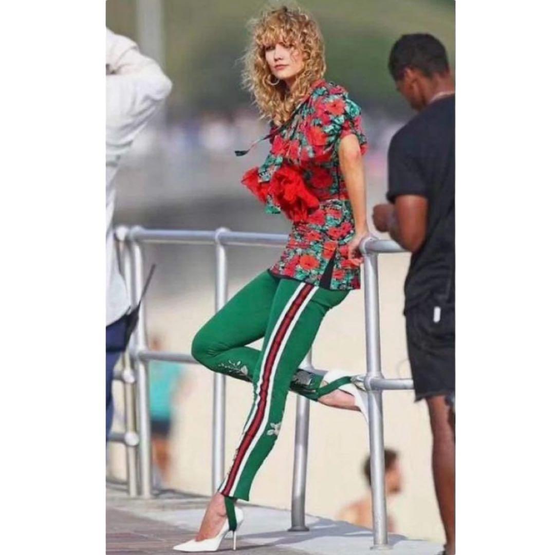 美品ꕥグッチ 2017年ランウェイ 花柄刺繍 シェリーライン ジャージーレギンス