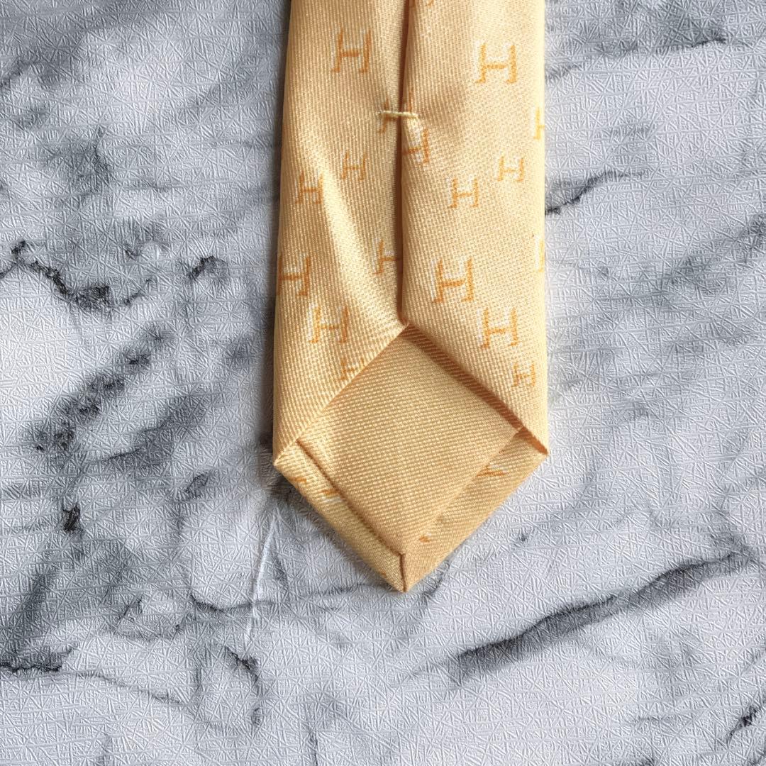 ✨未使用タグ付き✨HERMES H柄 プリント　イエロー　ネクタイ