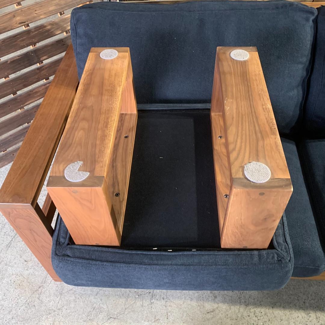 J819 3人掛けソファ + オットマンセット ネイビークッション 木製フレーム