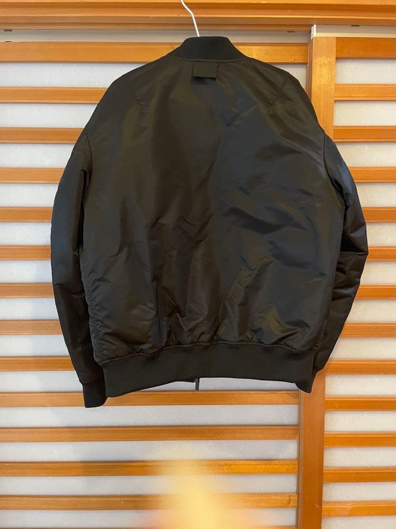 j*様 ユニクロ　+J ハイブリッドダウンオーバーサイズ MA-1 UNIQLO