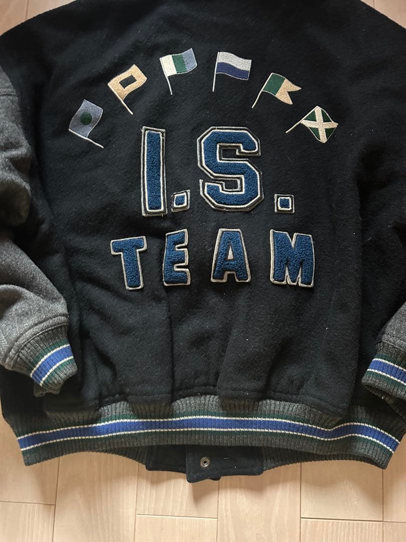 ヴィンテージ　イッセイミヤケIS スタジャン