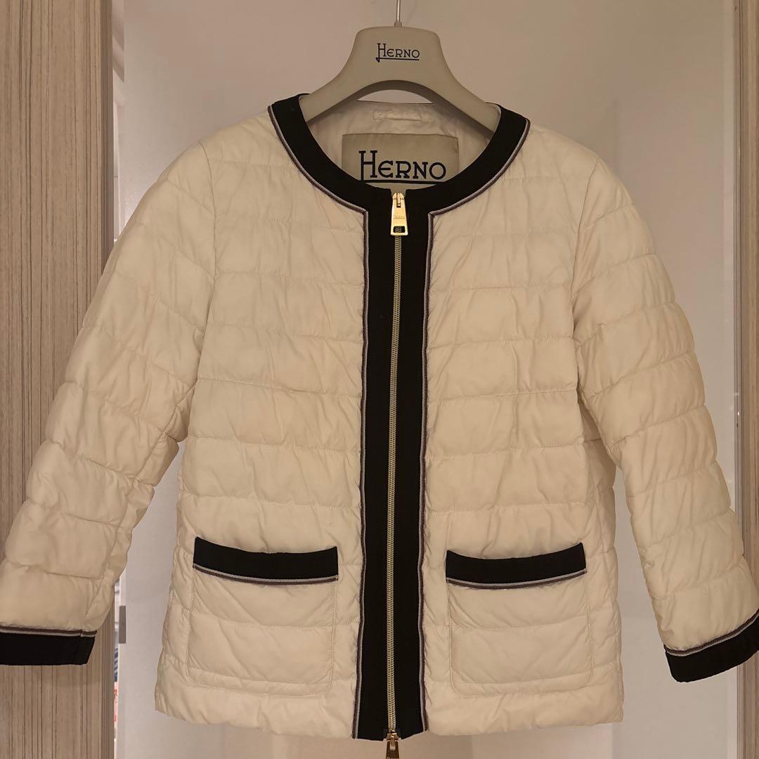 年末大幅お値下29,999円！ヘルノ★春まで活躍！ライトダウンジャケット42M