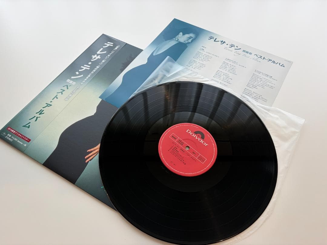 テレサ・テン 鄧麗君 THE BEST (180グラム重量盤レコード) 2019