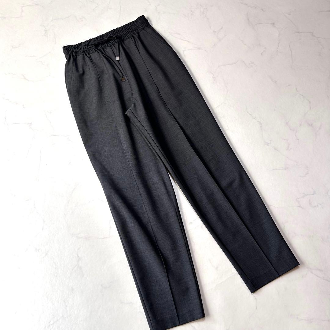 美品 OHGA オーガ モデルパンツ グレー Mサイズウエストゴムセンターライン