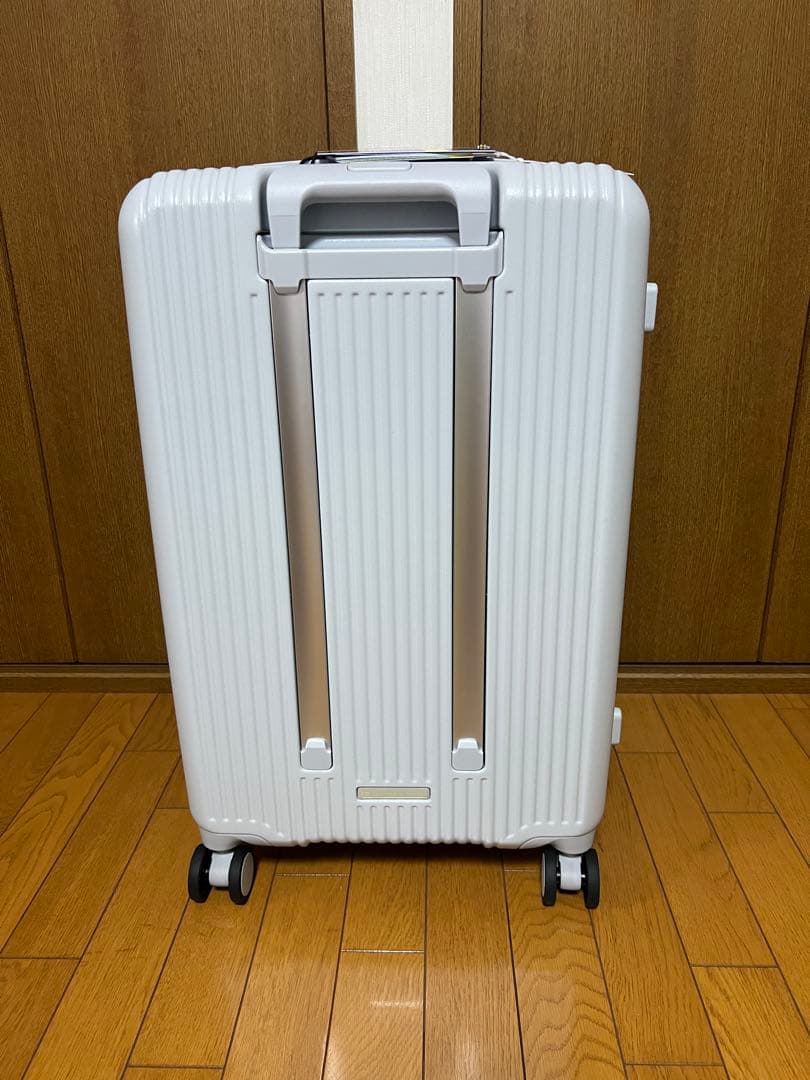 innovator スーツケース　INV60 Stone 62L Middle