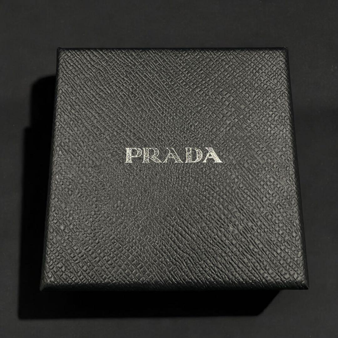 確実正規品　極美品　プラダ　プレックス　ヘアクリップ バレッタ アイボリー