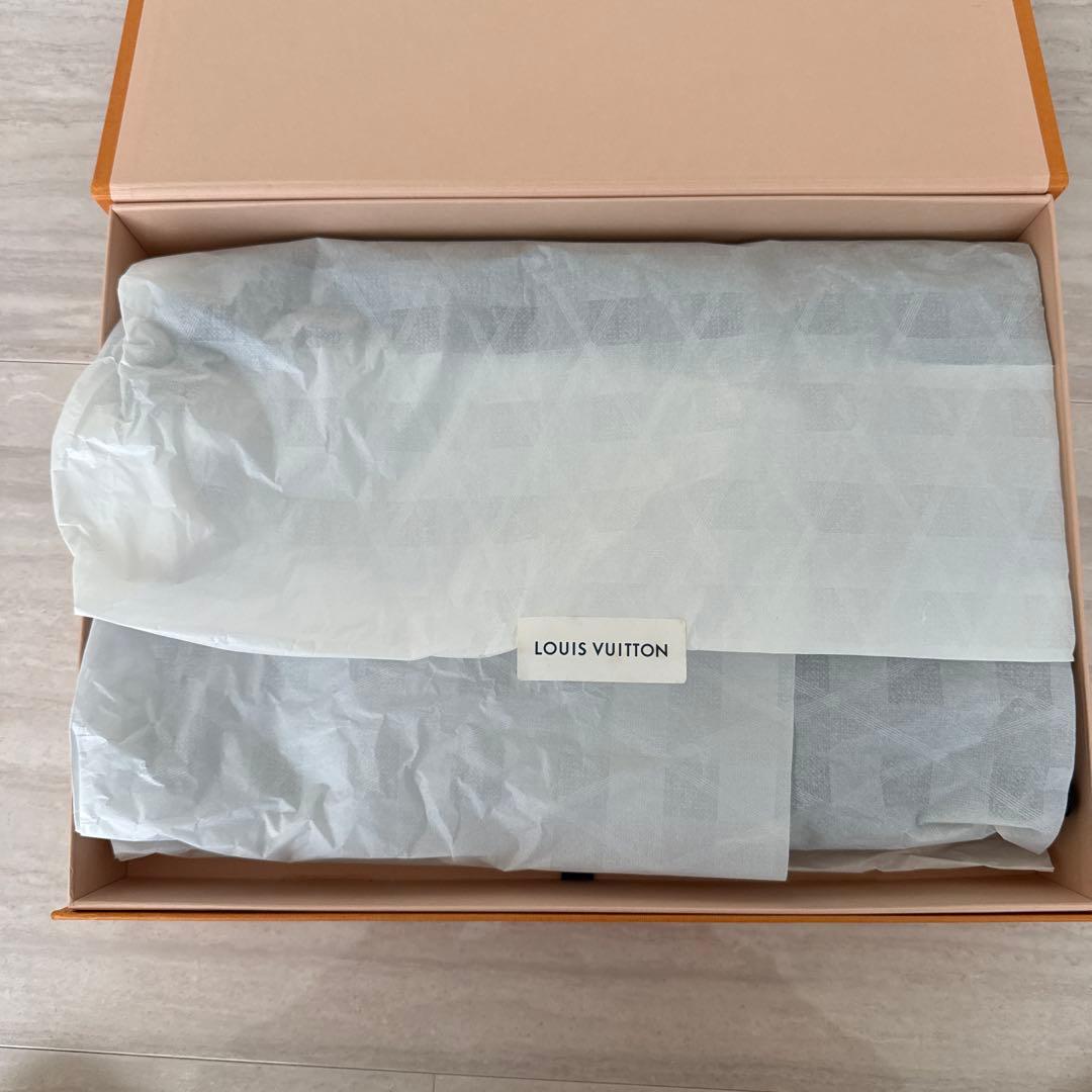 LOUIS VUITTON ブラックグレーマフラー