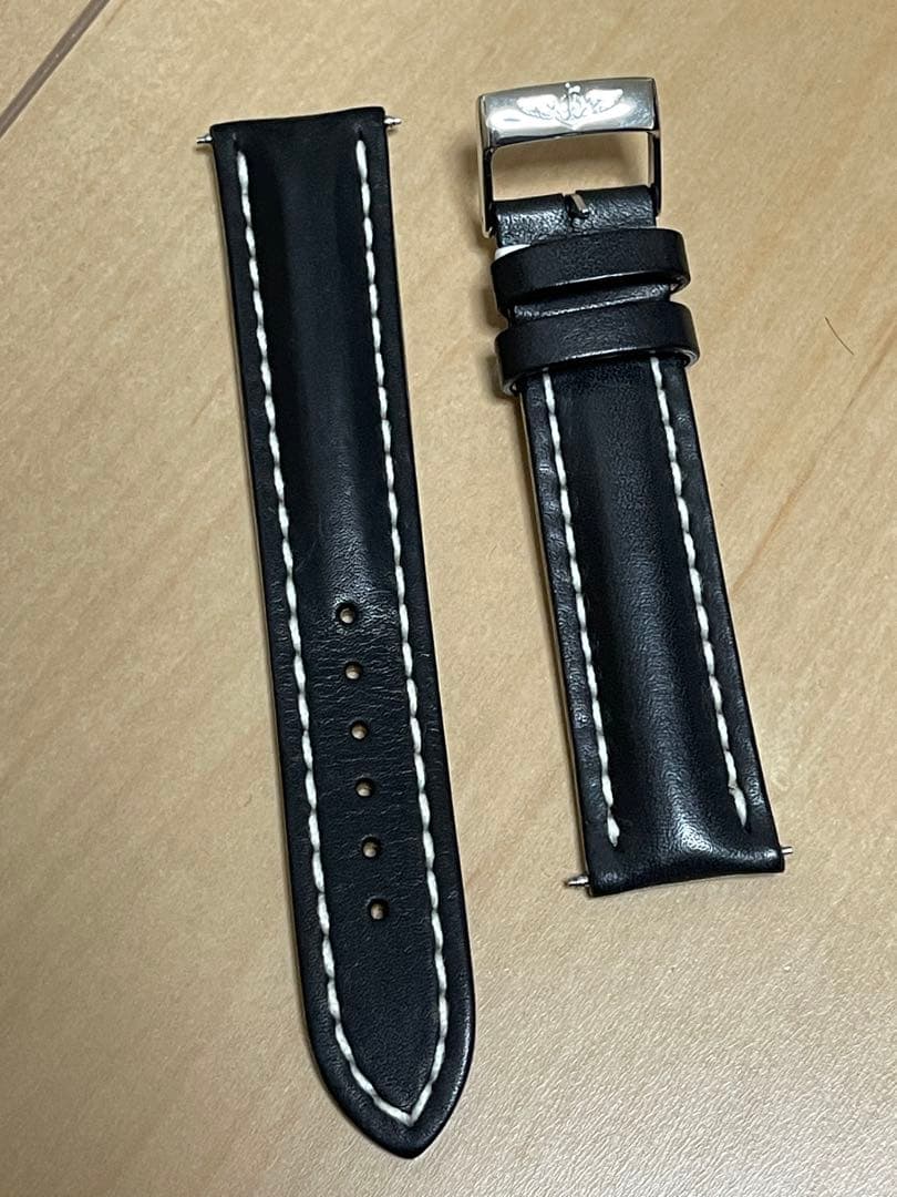 週末で一旦出品取りやめます。BREITLING 黒レザーベルト 20mm幅