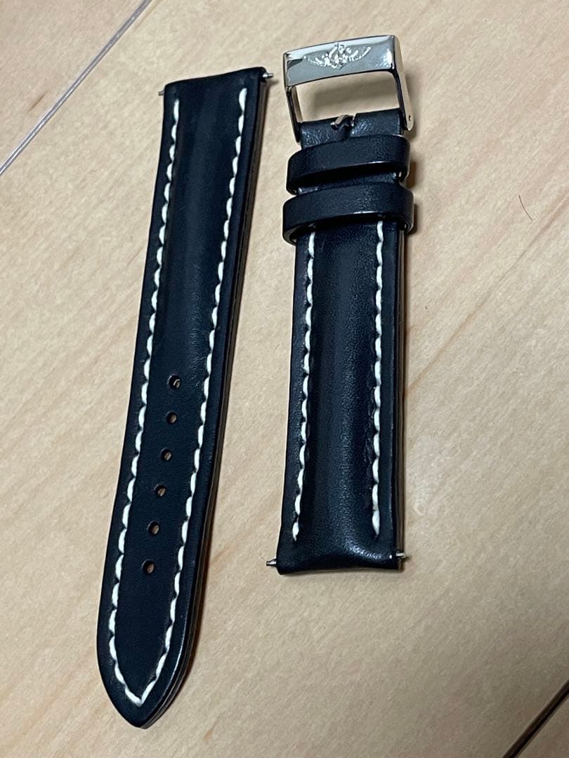 週末で一旦出品取りやめます。BREITLING 黒レザーベルト 20mm幅