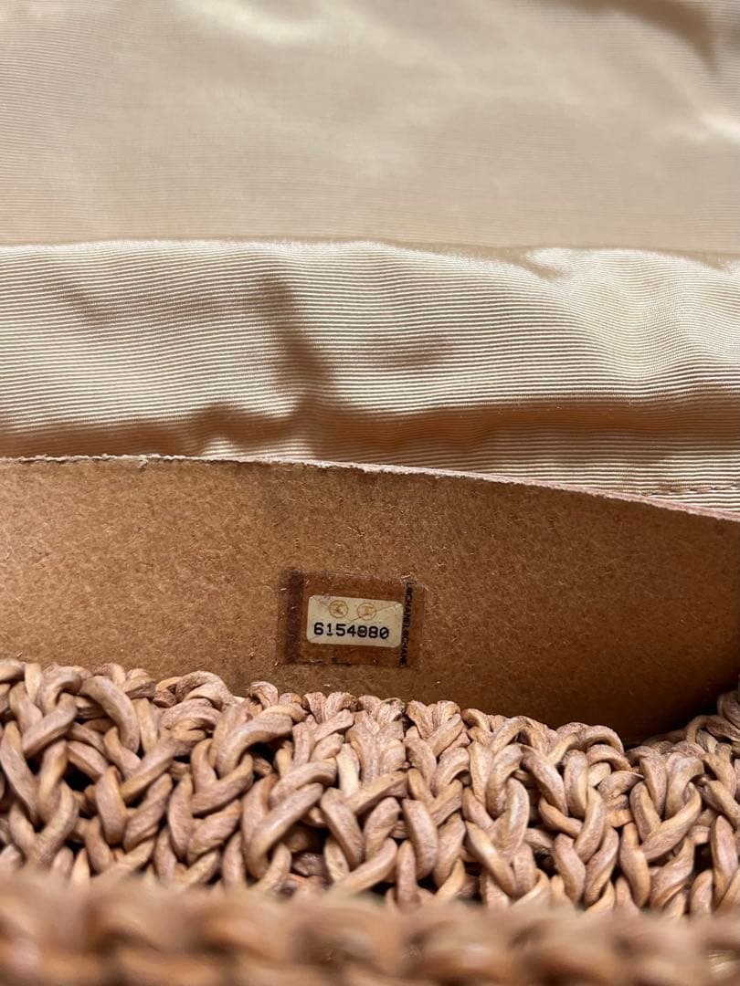 ベカシャネル　編み込みバッグ　ヌメ革