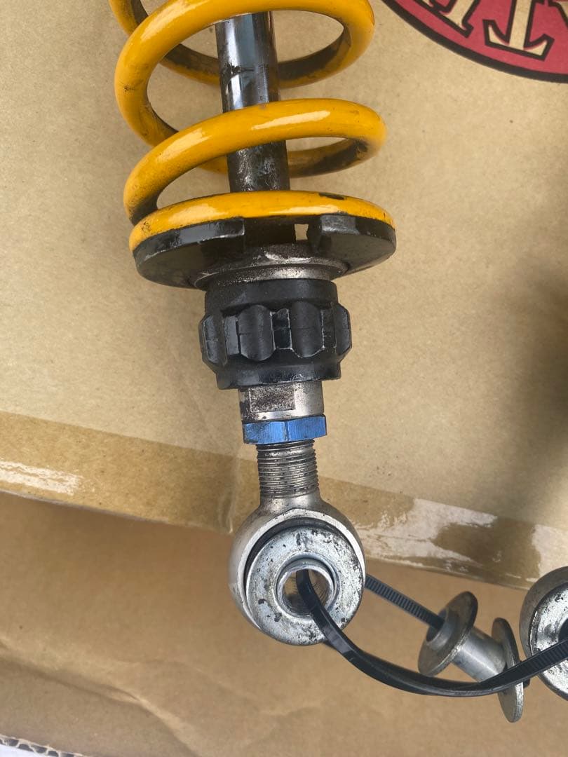 オーリンズ？ヤマリンズ？フルアジャ　GS400ゴキザリ