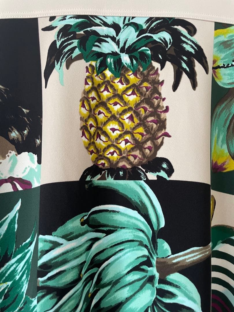 トクコプルミエブォル/アートワークAラインチュニックワンピース