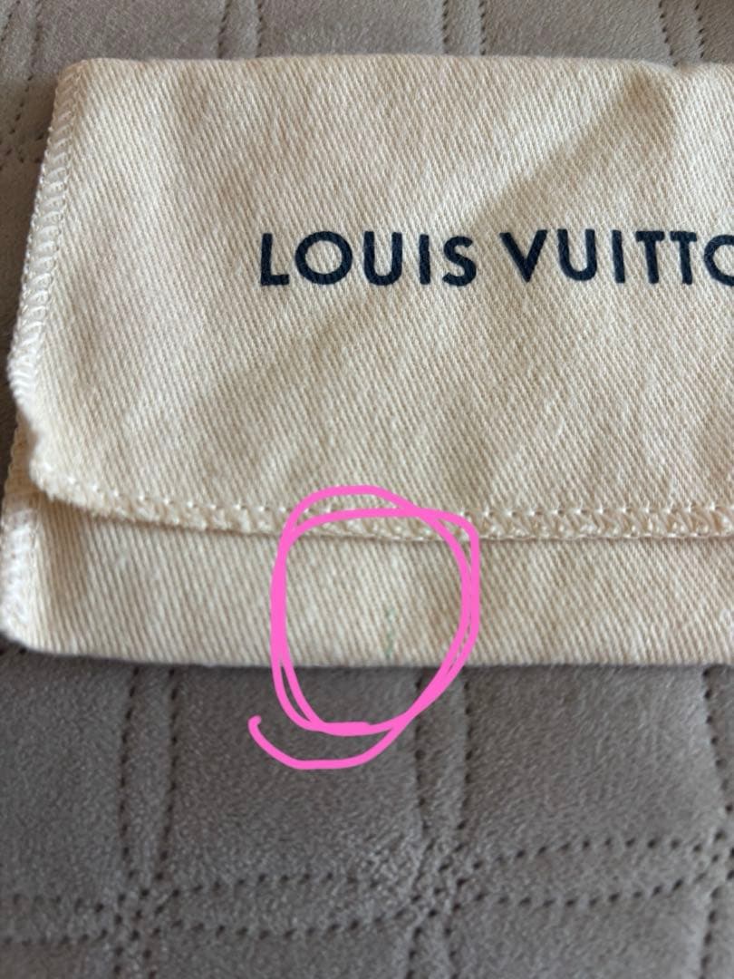 美品！ルイヴィトン　正規品フルール ドゥ モノグラム バッグチャーム