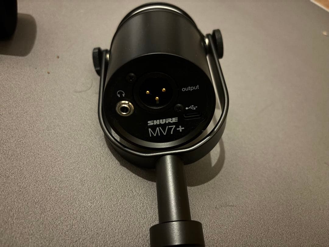 SHURE MV7+ ダイナミックマイク