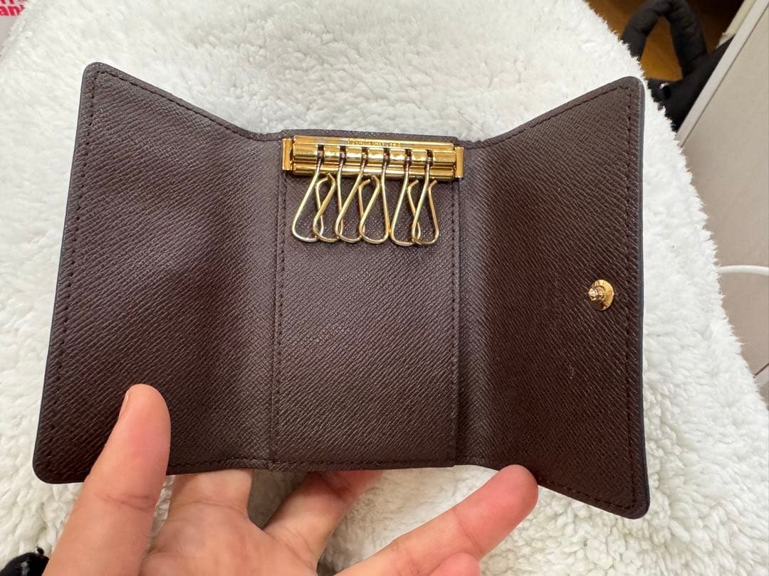 ダミエパターン ブラウンレザーキーケース