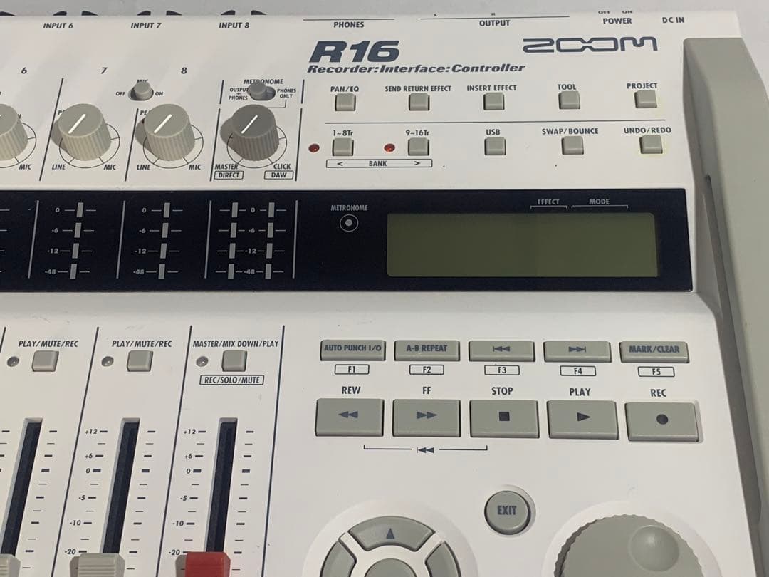 ZOOM R16 MTR マルチトラックレコーダー