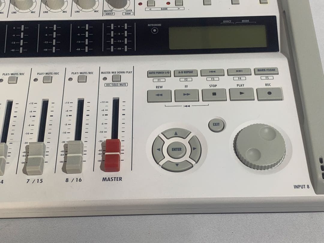 ZOOM R16 MTR マルチトラックレコーダー