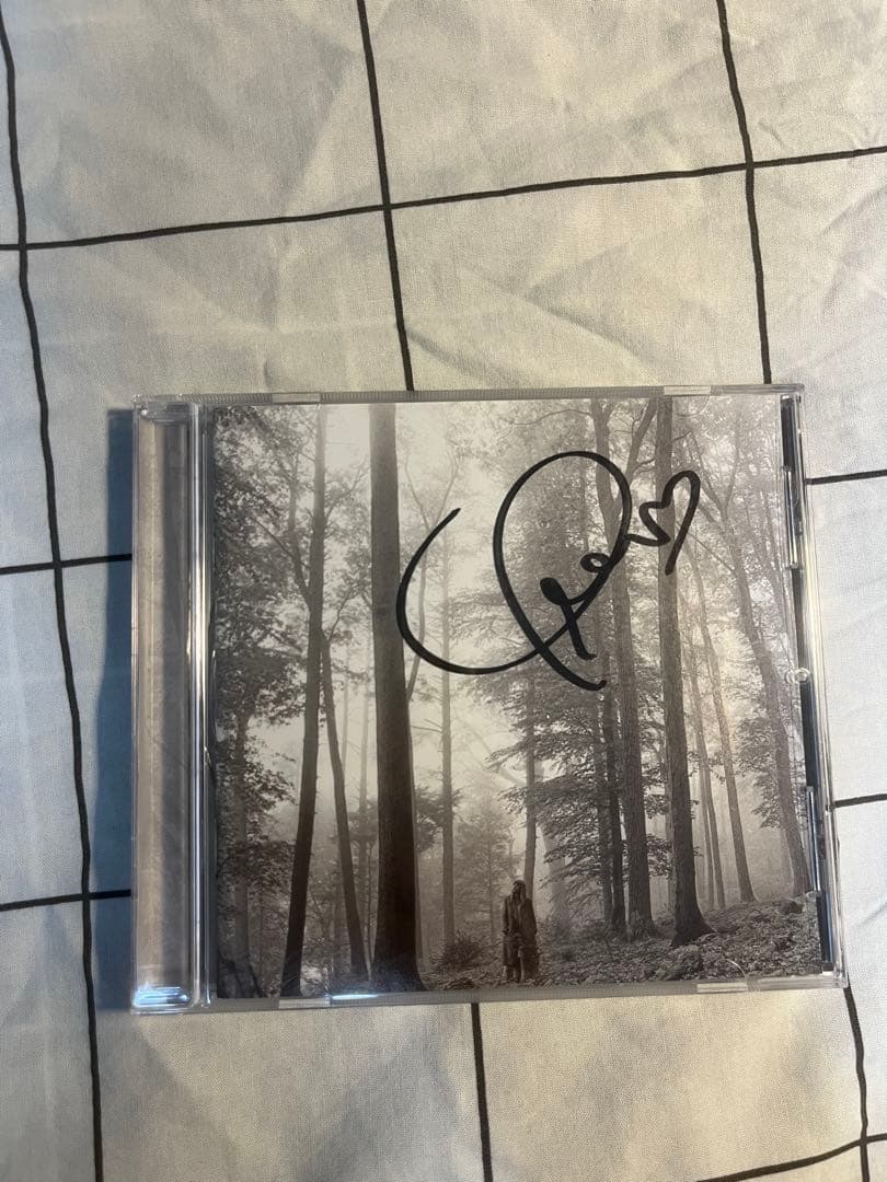 Taylor Swift folklore サインハート行き入り