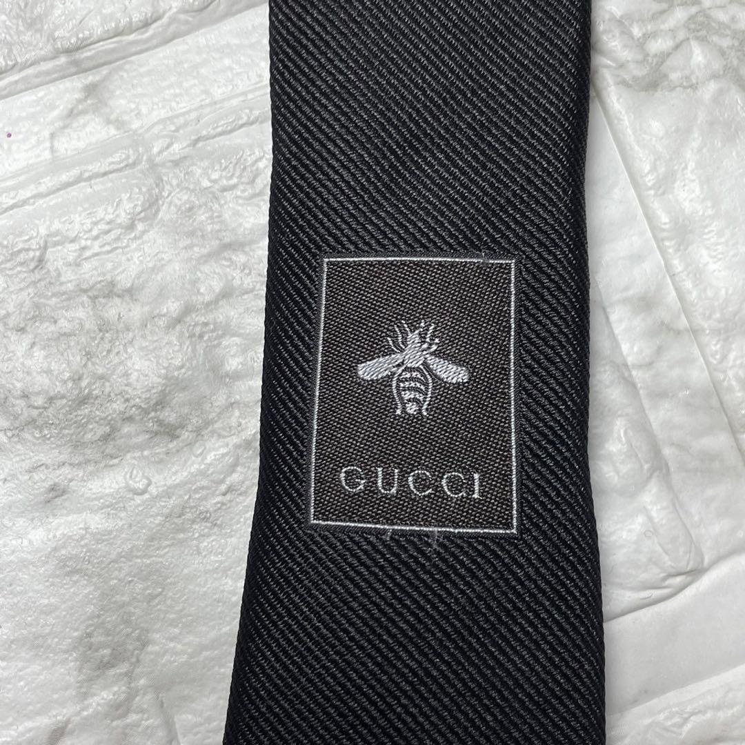 グッチ　GUCCI ネクタイ　ソリッドタイ　ヘビ　スネーク　アニマリエ　スーツ