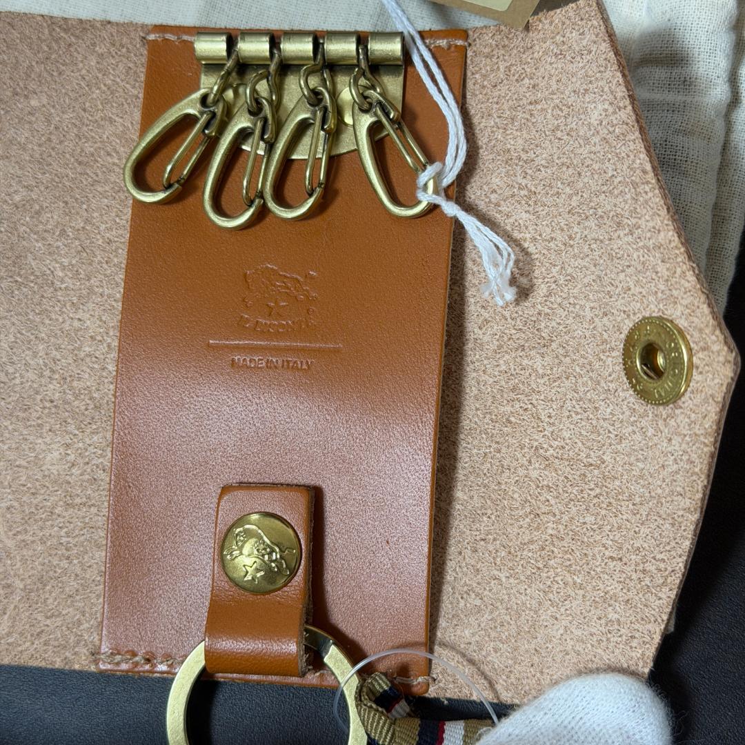 【新品未使用】イルビゾンテ キーケース キャラメル キャメル