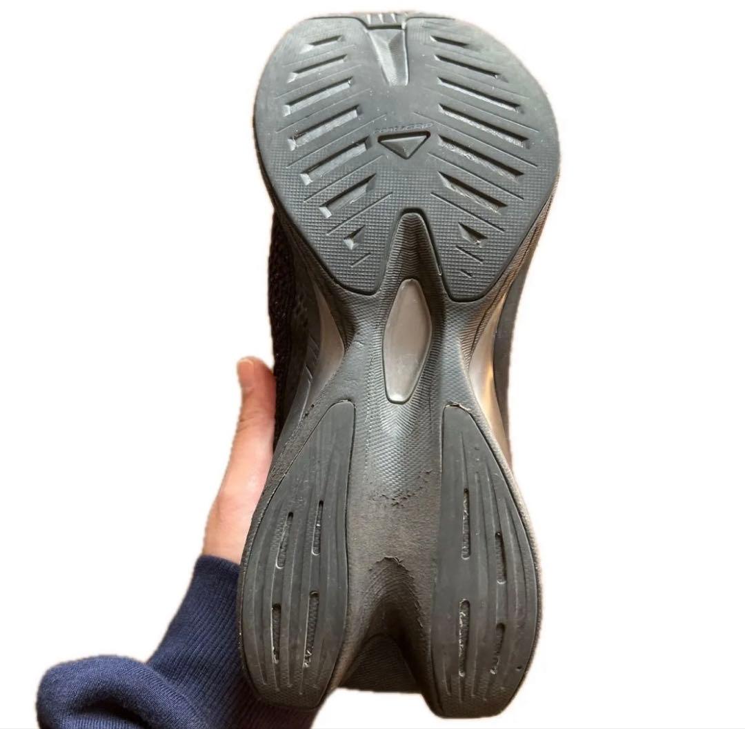 MM6 x SalomonコラボのSPECTUR 2スニーカー