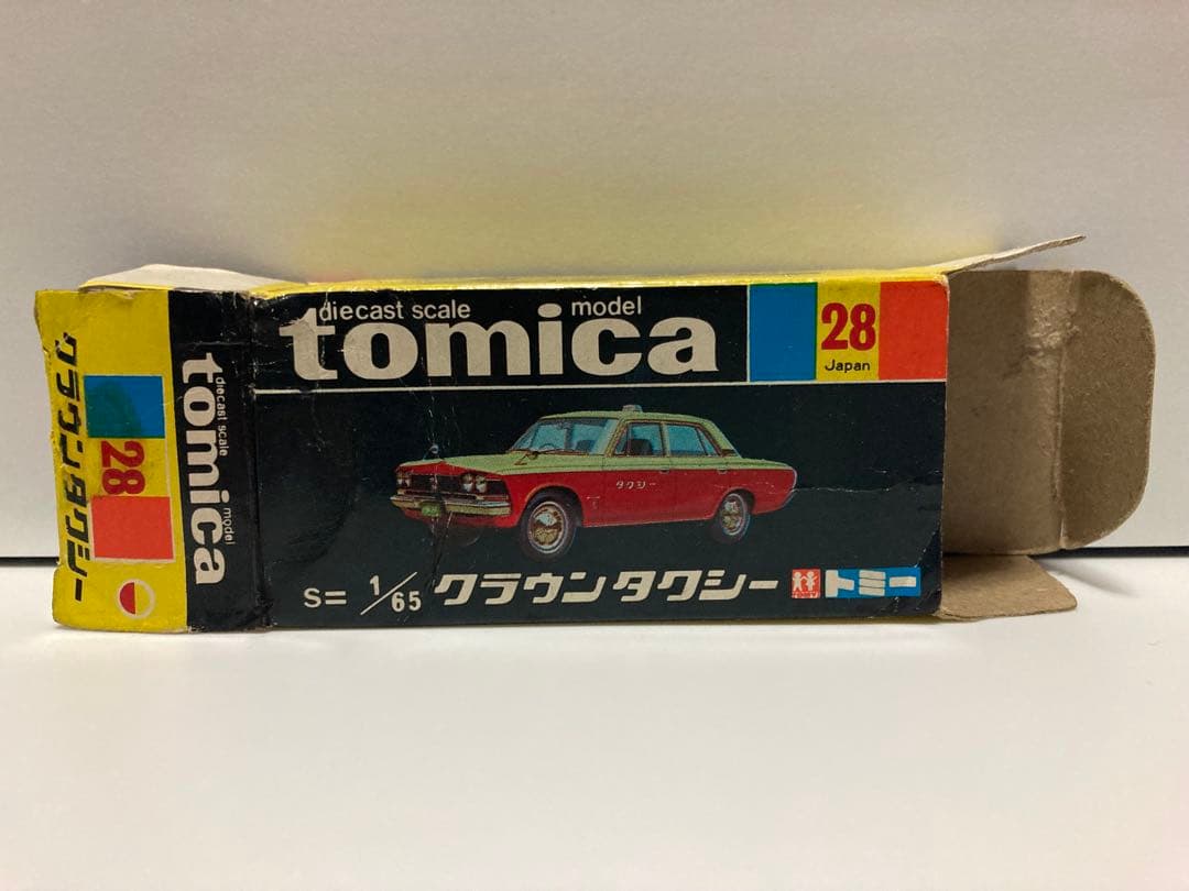 トミカ　日本製　トヨタ　クラウンタクシー　1Aホイール　色指定箱　シール付き