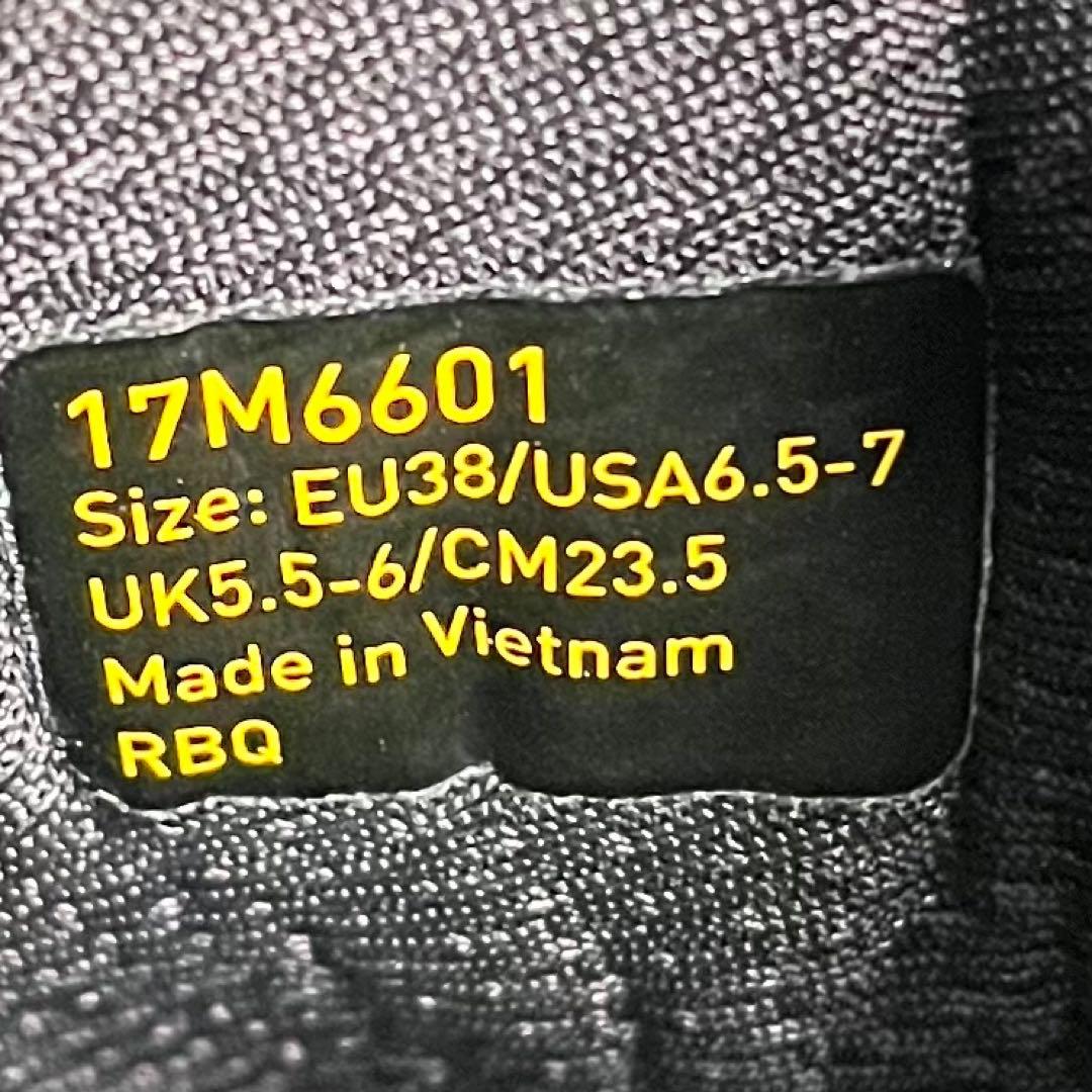 新品未使用　vibram five fingers v-train