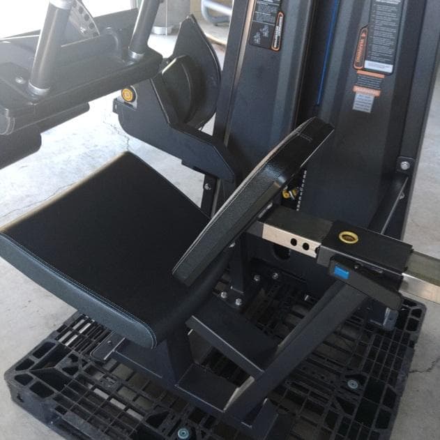 レッグカール（引取り限定）