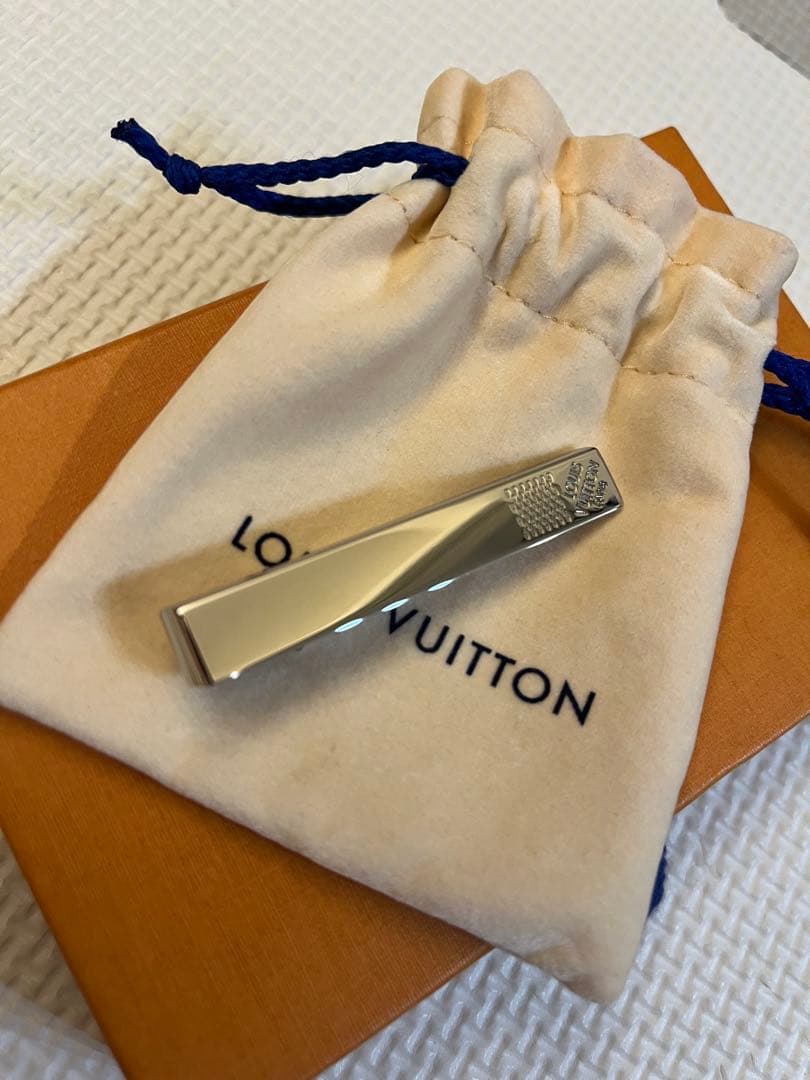 廃盤 未使用品ルイヴィトン ネクタイピン パンスクラヴァットダミエ M61976