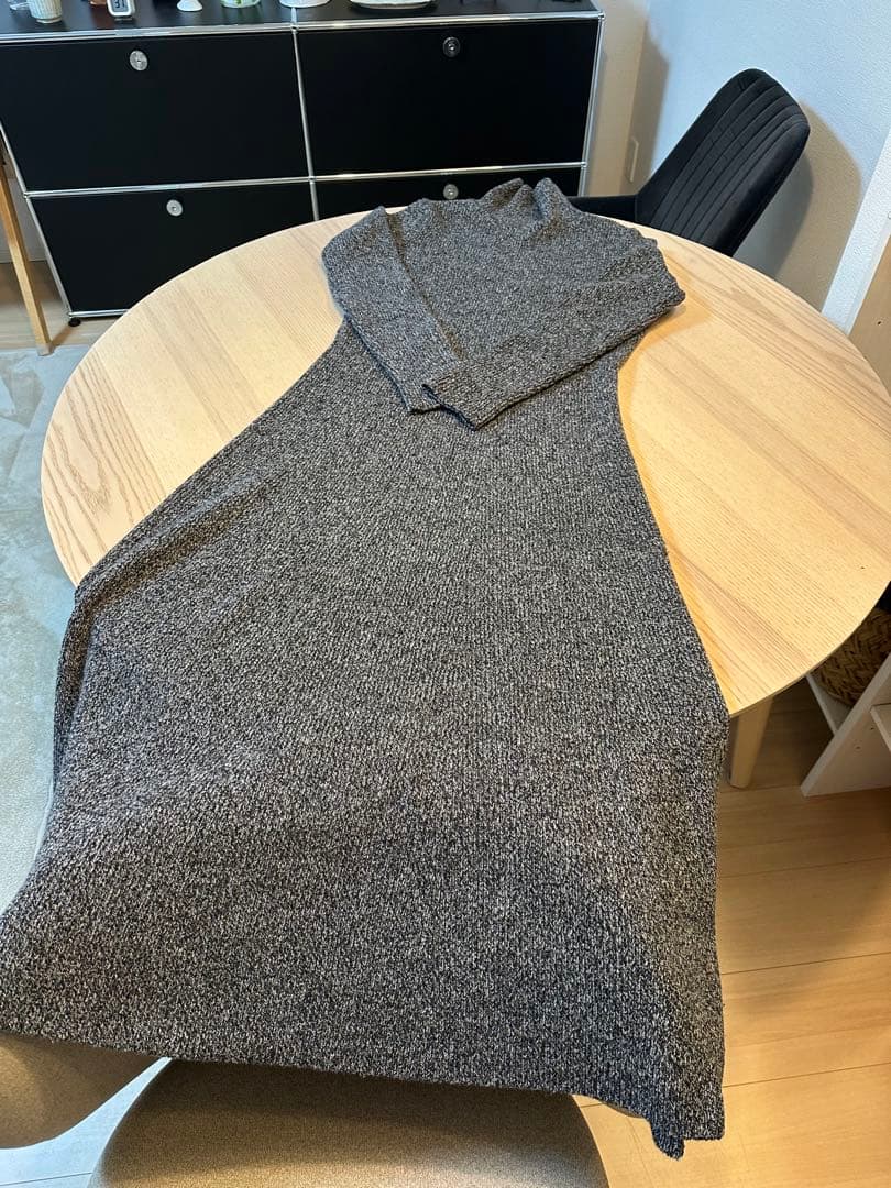 IENA ハイネック ロングニットワンピース グレー、ラメ入り