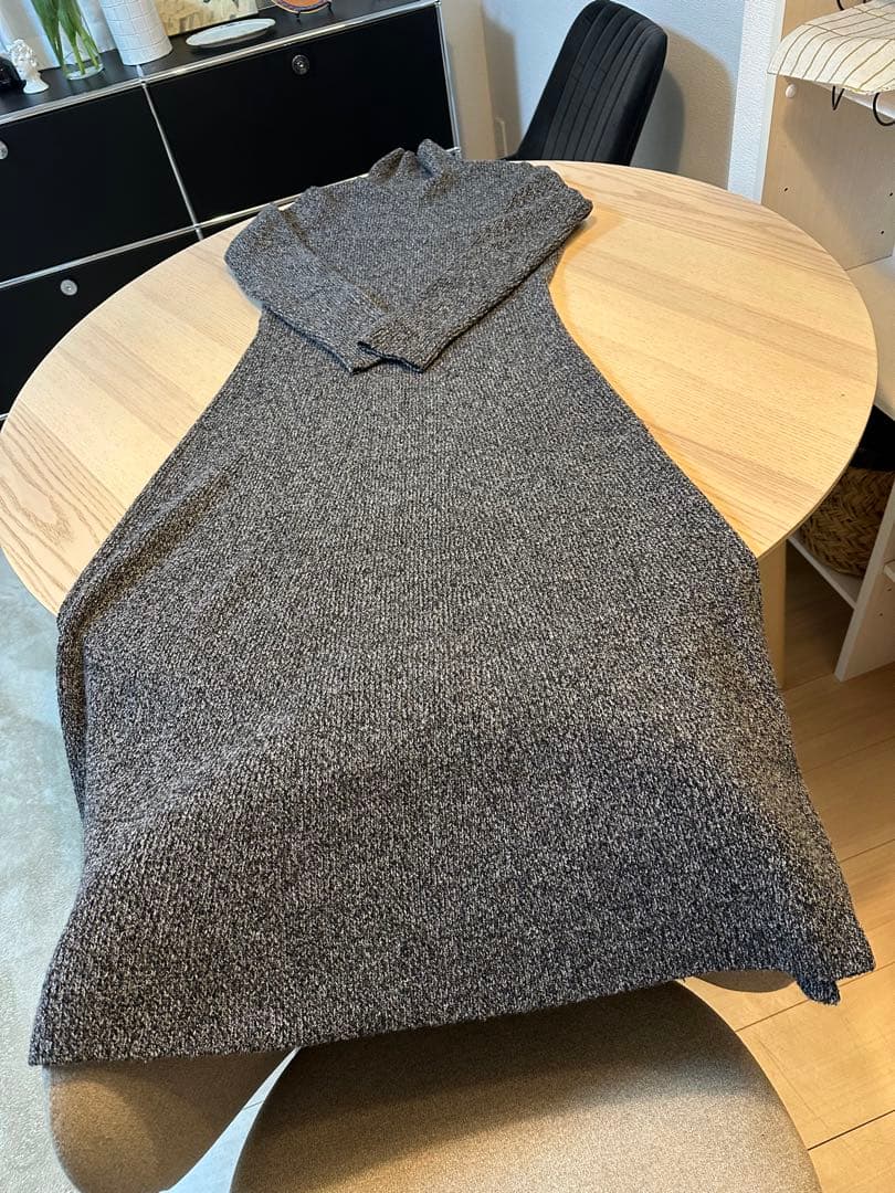 IENA ハイネック ロングニットワンピース グレー、ラメ入り