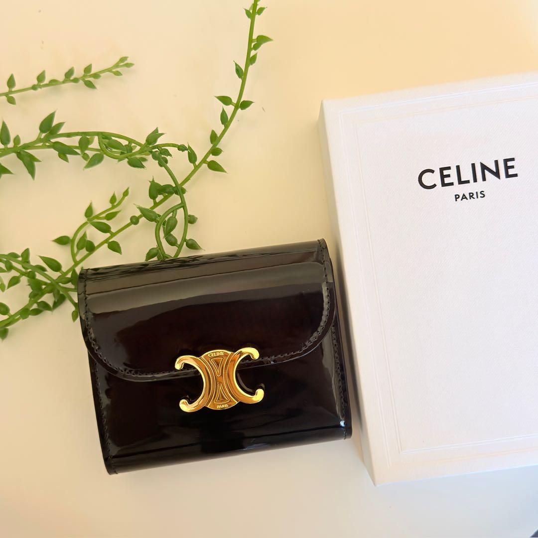 【新品未使用】　CELINE セリーヌ　トリオンフ　フラップウォレット　財布