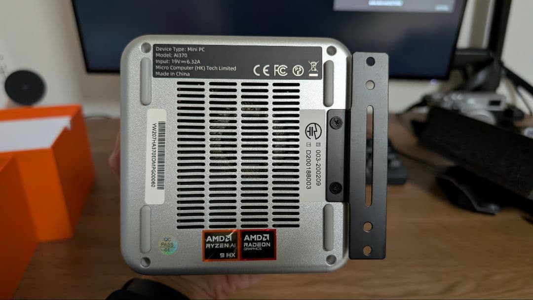 ミニPC MINISFORUM AI370 RyzenAI9 HX370 32GB 1TB