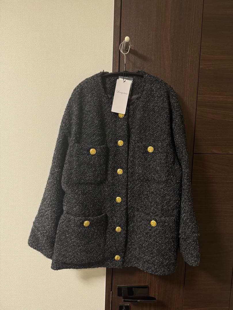 ラウンジドレス　ツイードジャケット　グレー　金ボタン　ノーカラー