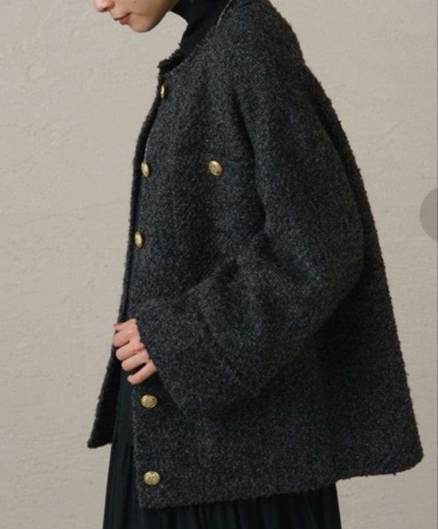 ラウンジドレス　ツイードジャケット　グレー　金ボタン　ノーカラー