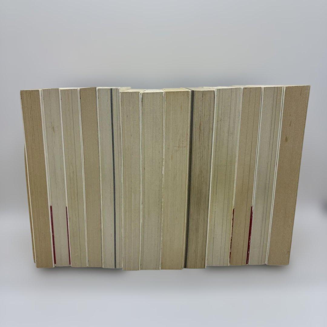 火の鳥全13巻　ブラックジャック全17巻　ブッダ全12巻　文庫版42冊